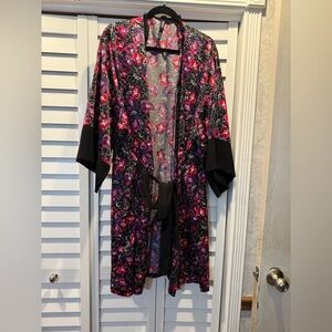 Torrid robe